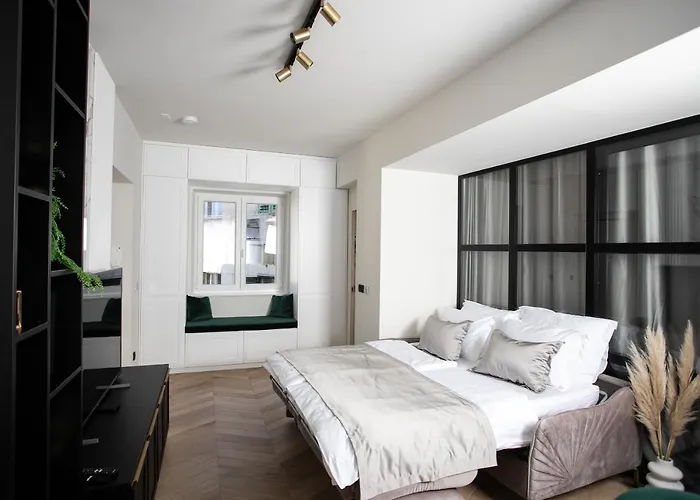 Prestigious Downtown